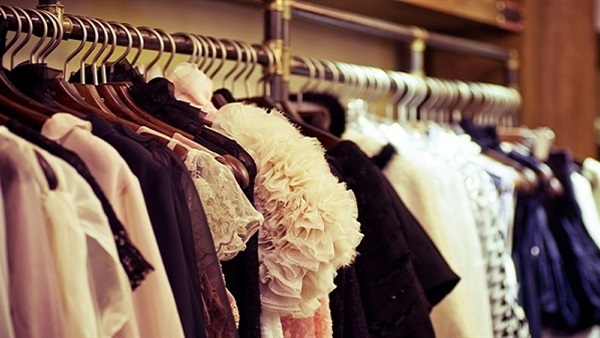 رئيس غرفة صناعة الملابس: 15% نسبة انخفاض الأسعار هذا العام لهذا السبب